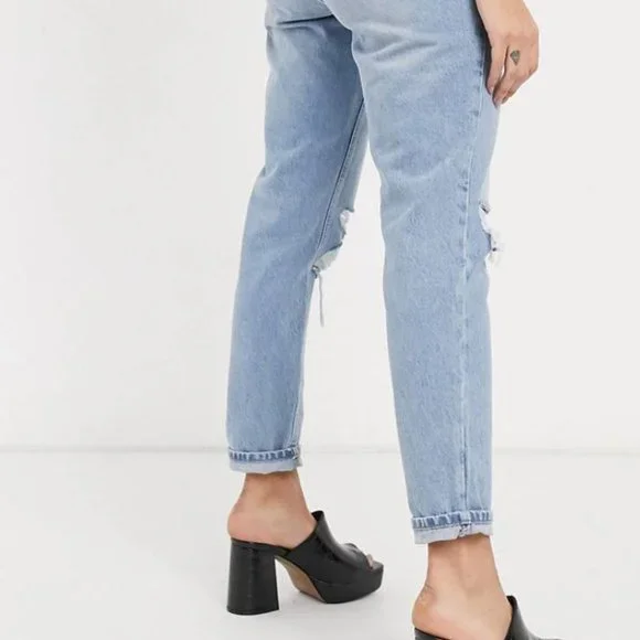Topshop Bleach Super Rip Mom Tapered Jeans | Size W 26 30 - Picture 7 of 7